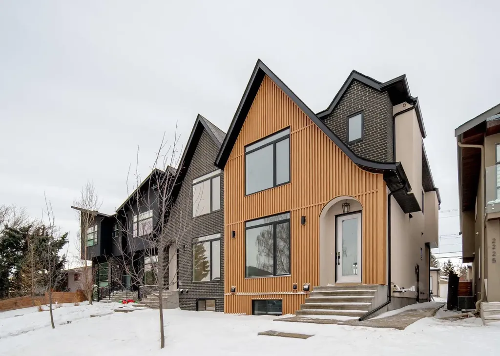 2227 36 Street SW Calgary AB T3E 2Z3