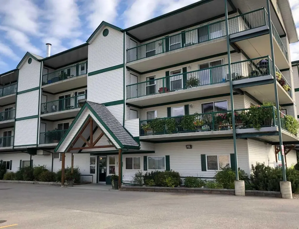 228 Pembina Avenue Hinton AB T7V 0A5