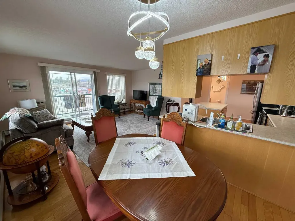 228 Pembina Avenue Hinton AB T7V 0A5