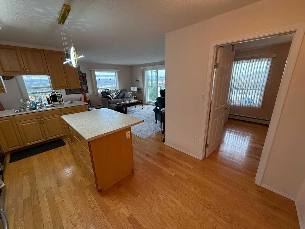 228 Pembina Avenue Hinton AB T7V 0A5