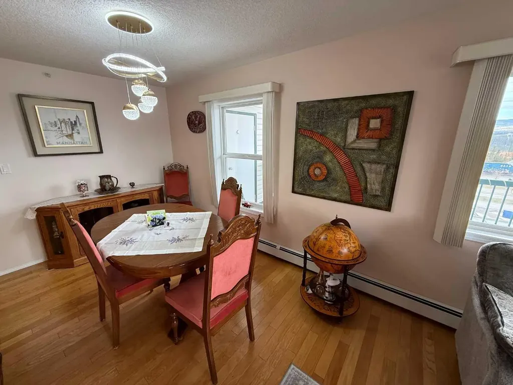 228 Pembina Avenue Hinton AB T7V 0A5