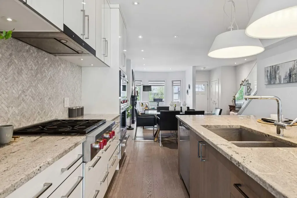 911 18 Avenue SW Calgary AB T2T0H2