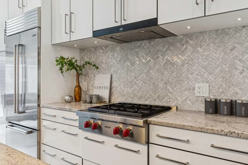911 18 Avenue SW Calgary AB T2T0H2