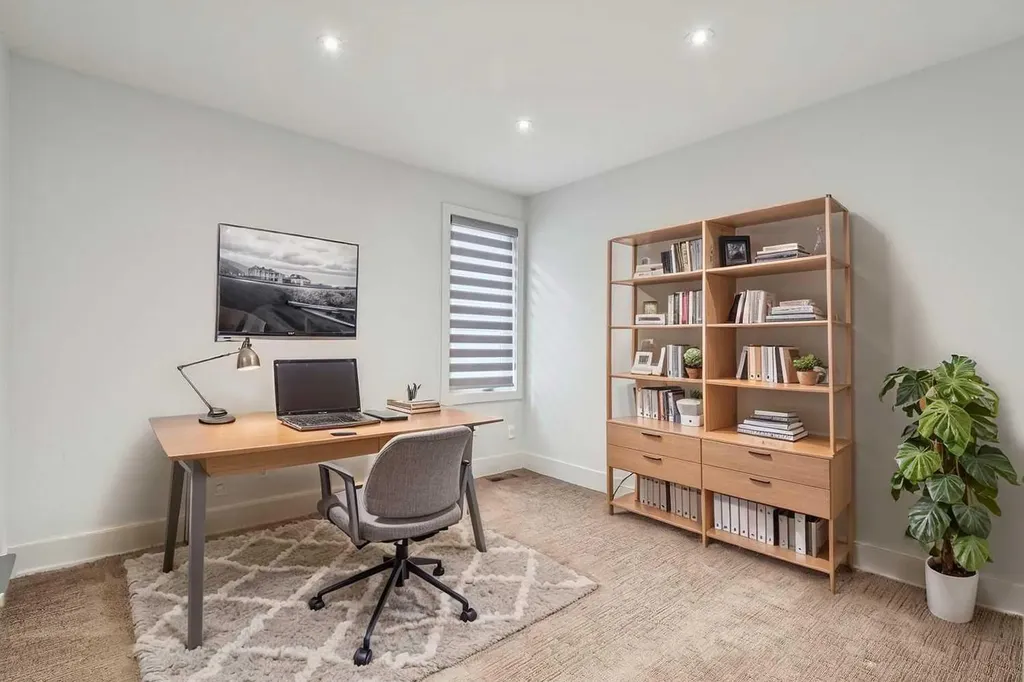 911 18 Avenue SW Calgary AB T2T0H2