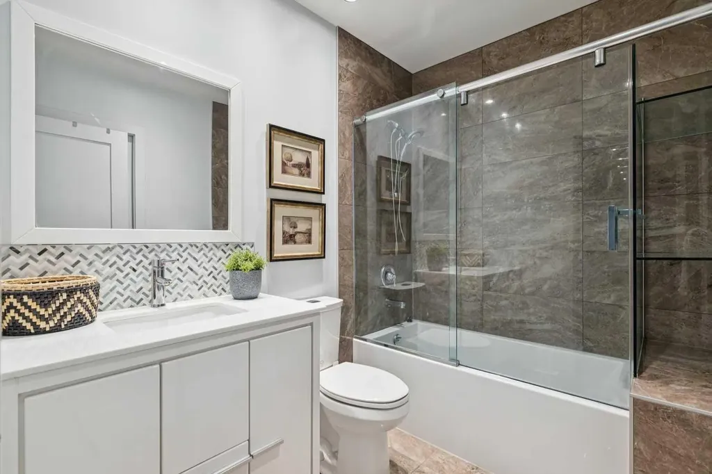911 18 Avenue SW Calgary AB T2T0H2