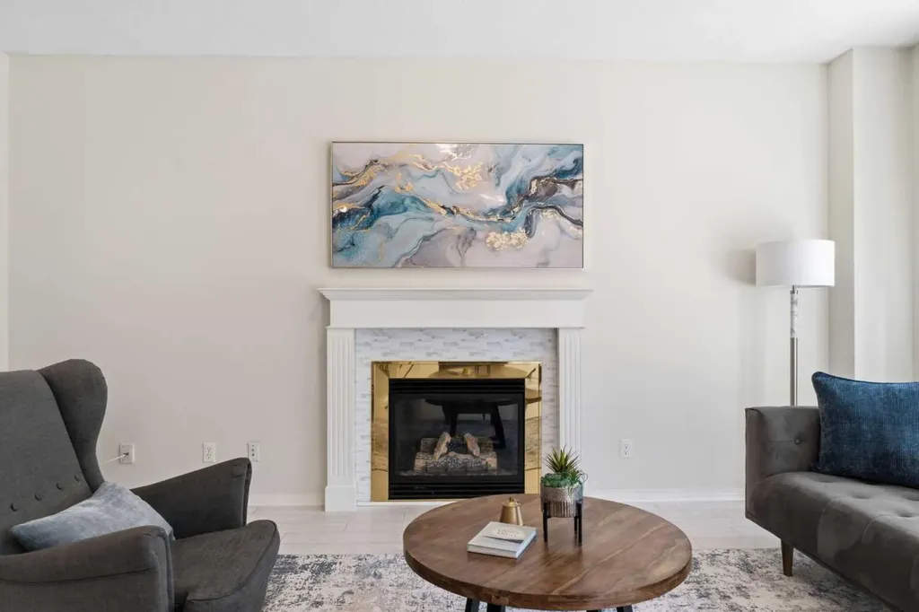 124 Kincora Glen Road NW Calgary AB T3R 0C6