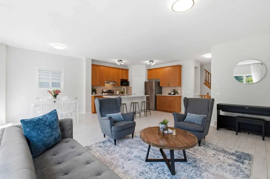 124 Kincora Glen Road NW Calgary AB T3R 0C6