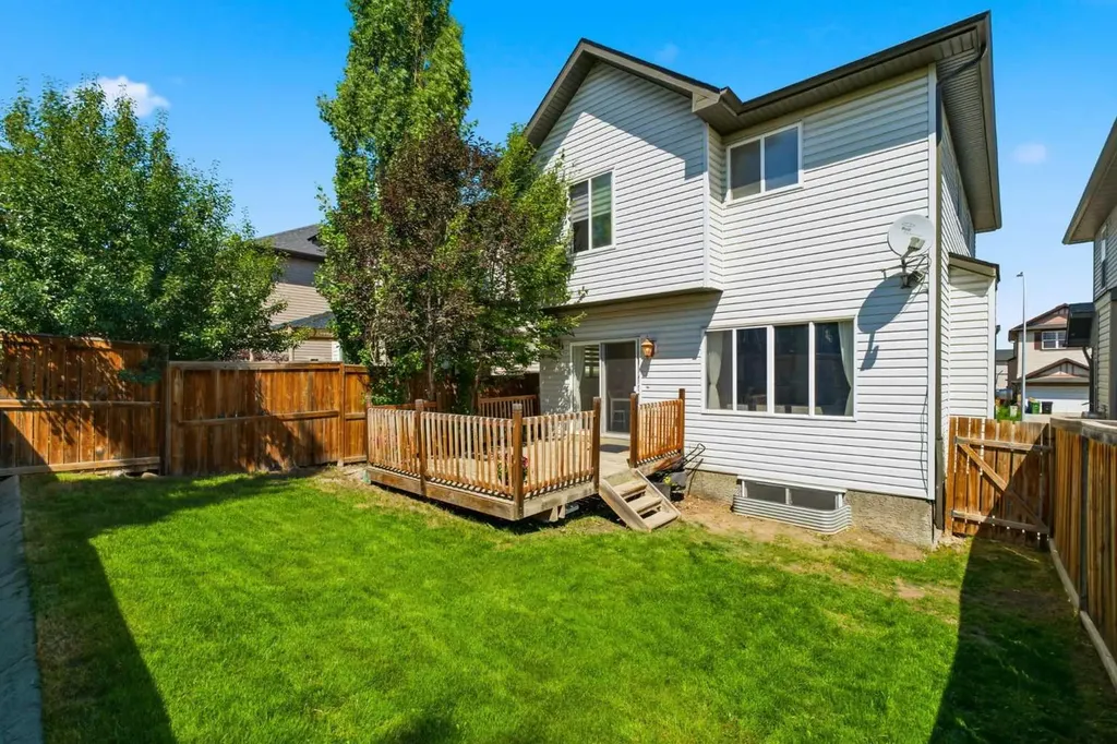 124 Kincora Glen Road NW Calgary AB T3R 0C6