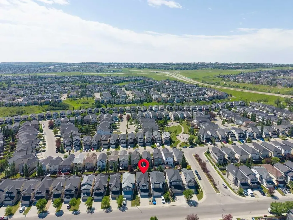 124 Kincora Glen Road NW Calgary AB T3R 0C6