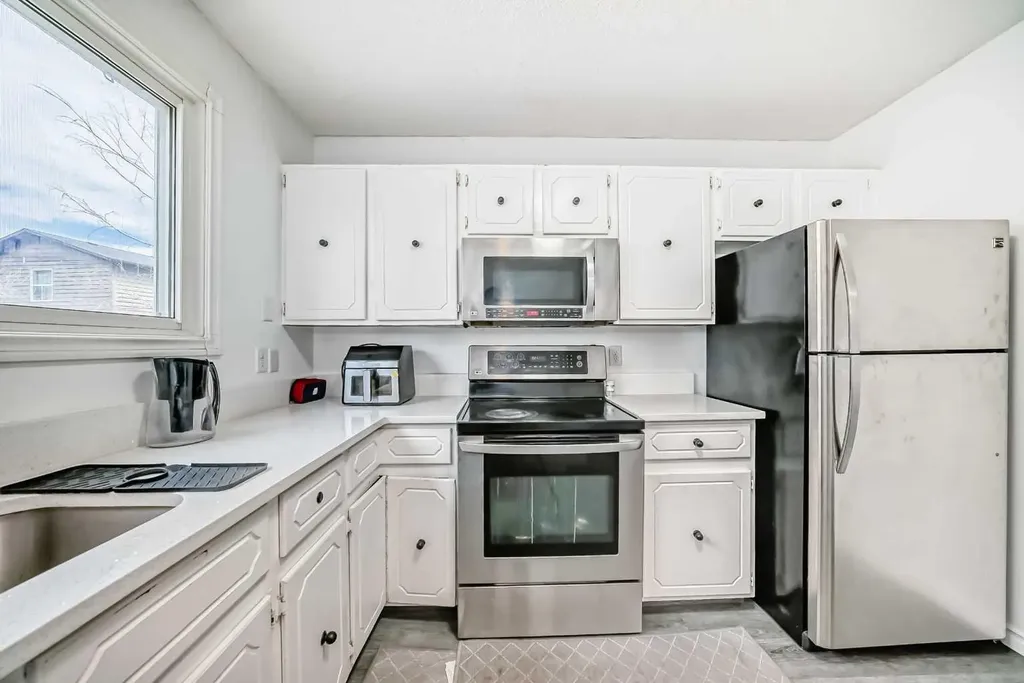 365 Whitlock Way NE Calgary AB T1Y 5C9