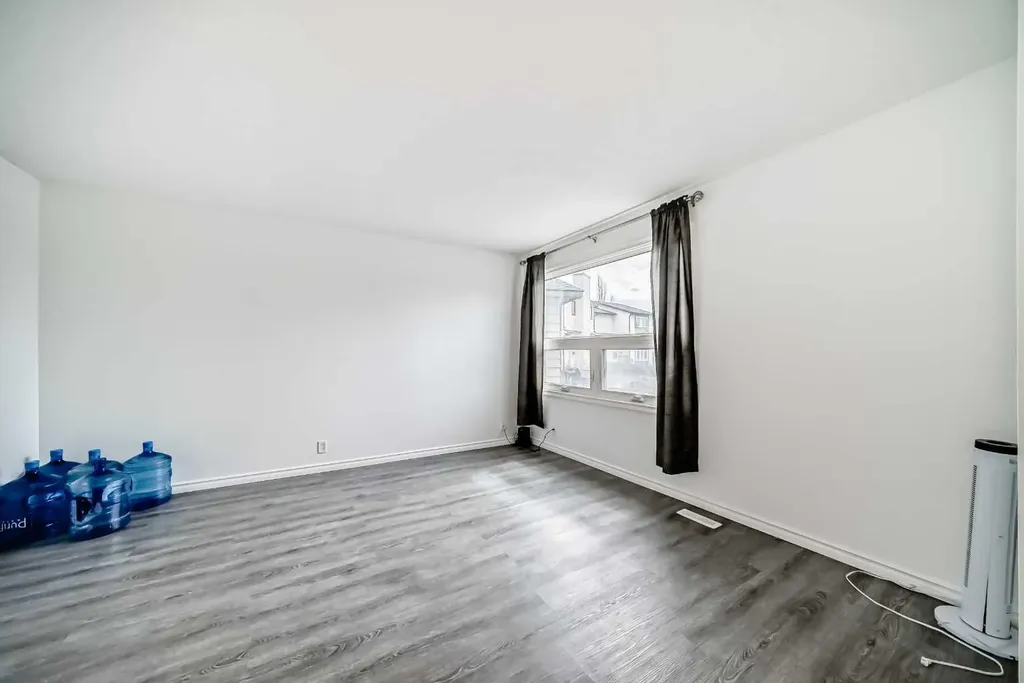365 Whitlock Way NE Calgary AB T1Y 5C9