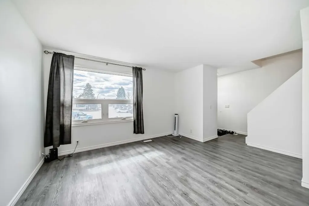 365 Whitlock Way NE Calgary AB T1Y 5C9
