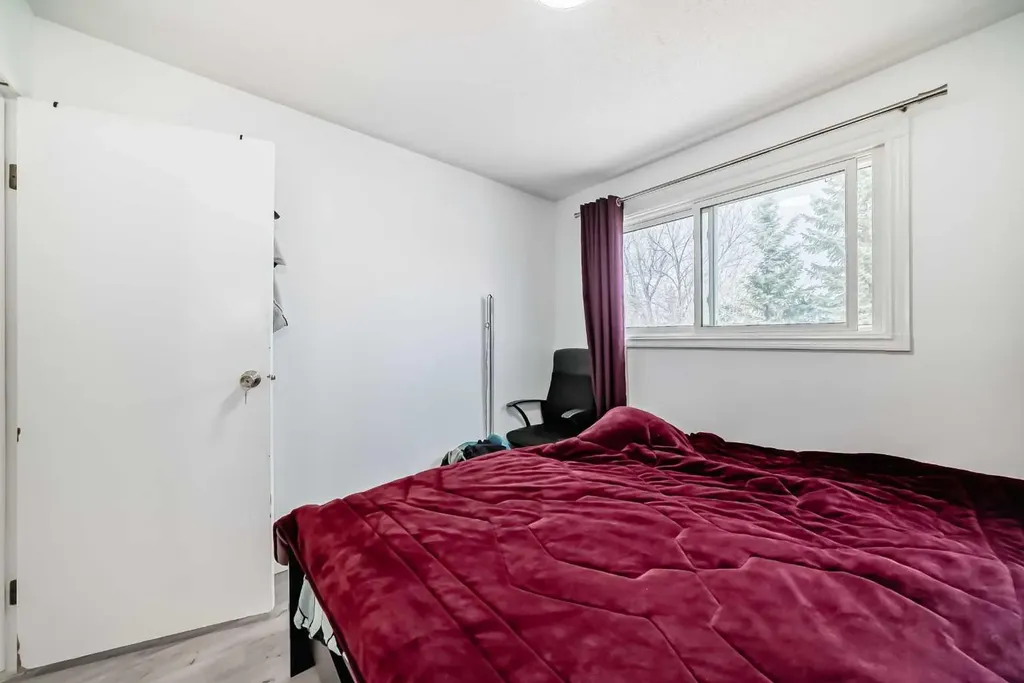 365 Whitlock Way NE Calgary AB T1Y 5C9