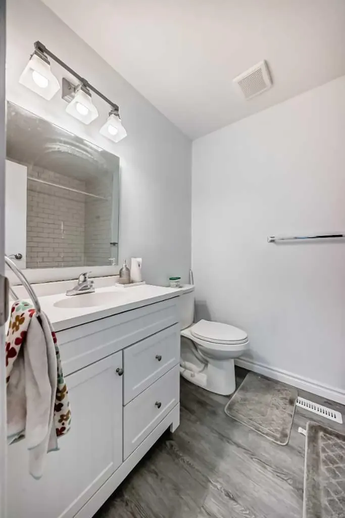365 Whitlock Way NE Calgary AB T1Y 5C9