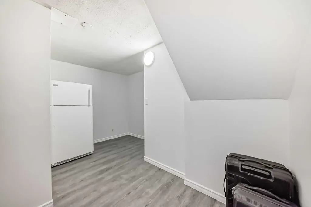 365 Whitlock Way NE Calgary AB T1Y 5C9