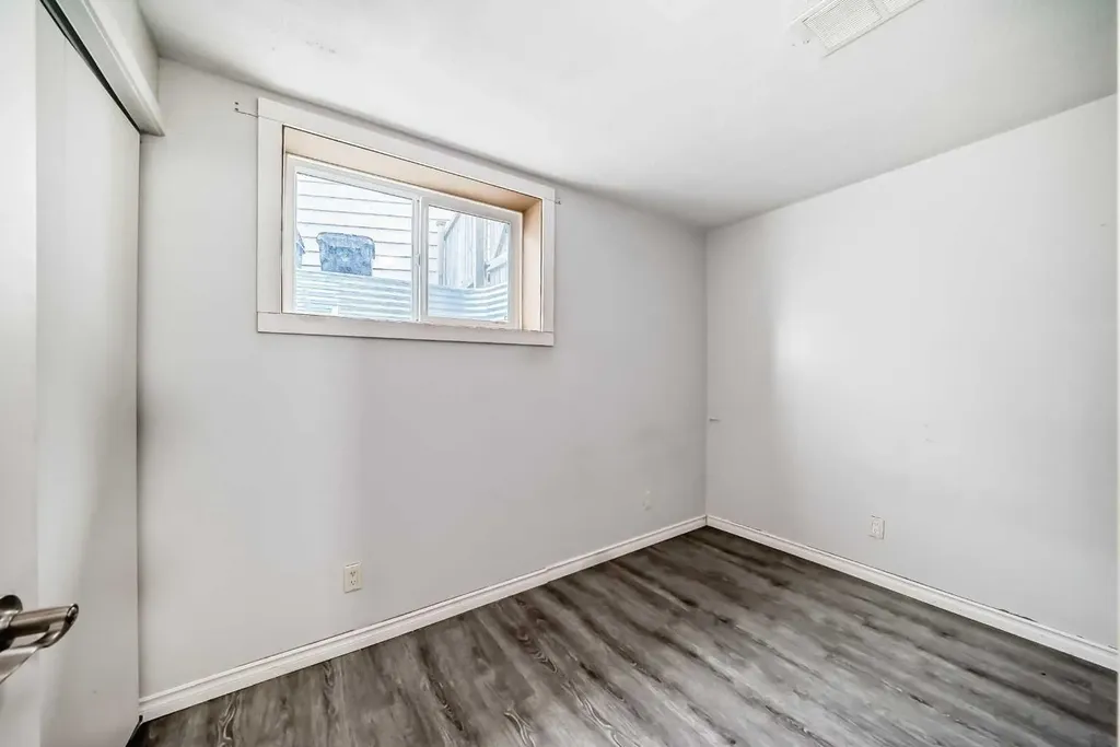 365 Whitlock Way NE Calgary AB T1Y 5C9