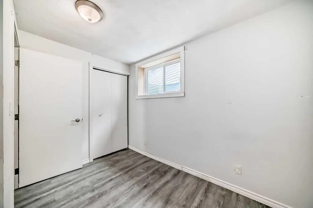 365 Whitlock Way NE Calgary AB T1Y 5C9