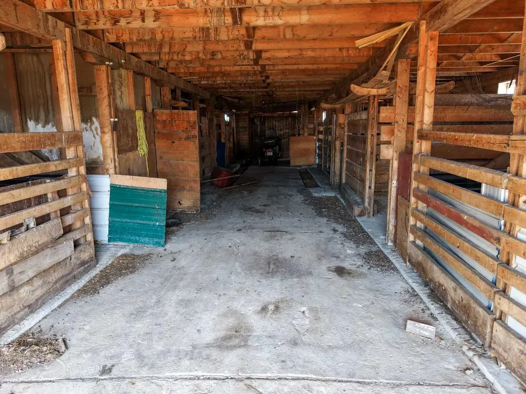 27139 Twp 344 Rural Red Deer County AB T4G 0M4