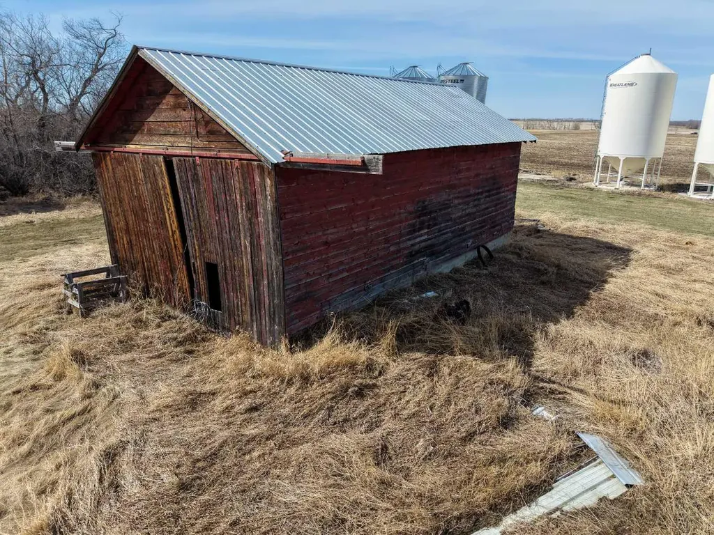 27139 Twp 344 Rural Red Deer County AB T4G 0M4