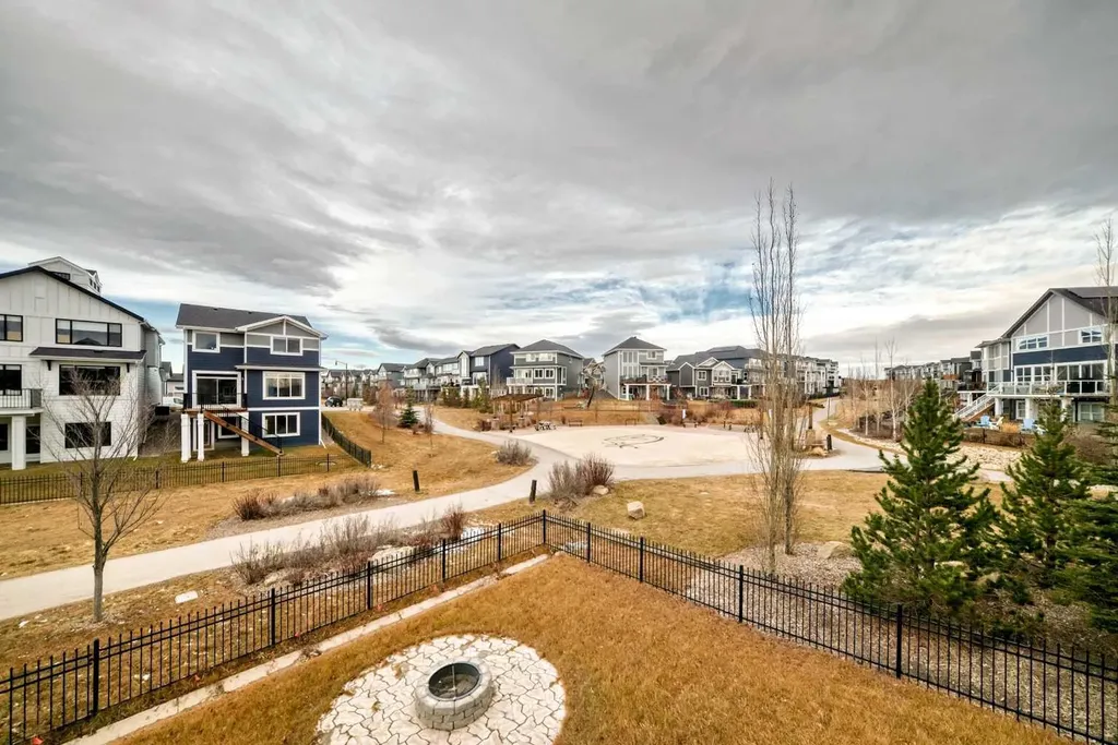 151 Sundown Way Cochrane AB T4C 0H4