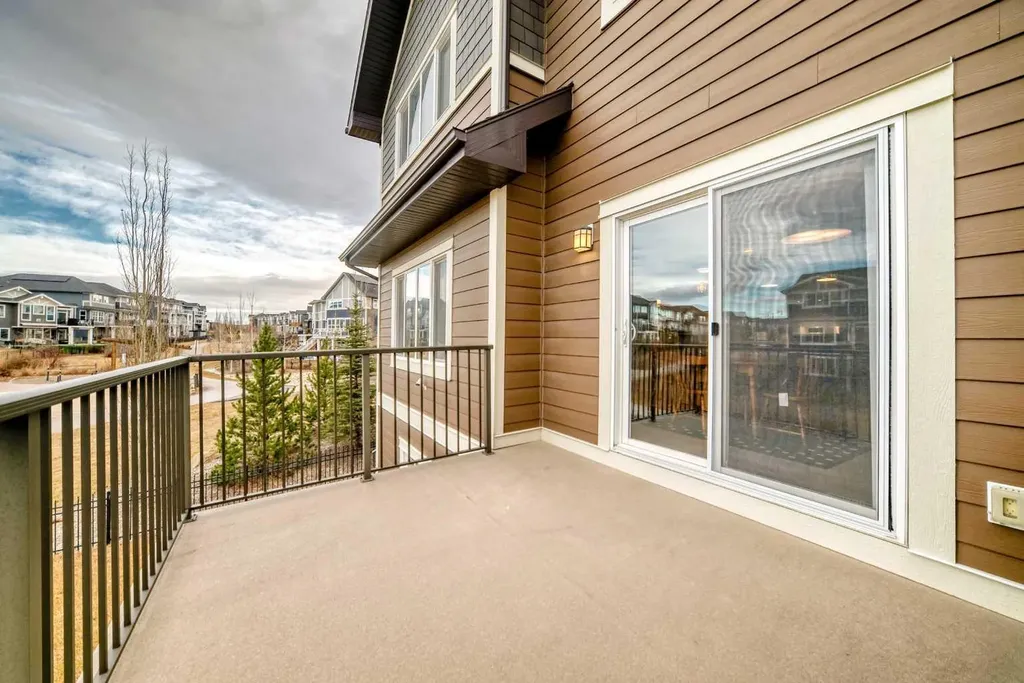 151 Sundown Way Cochrane AB T4C 0H4