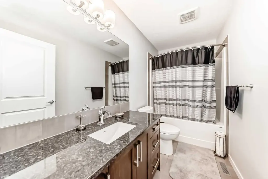 151 Sundown Way Cochrane AB T4C 0H4