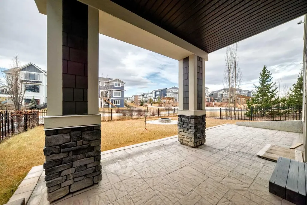151 Sundown Way Cochrane AB T4C 0H4