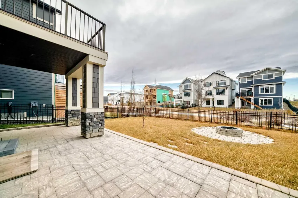151 Sundown Way Cochrane AB T4C 0H4