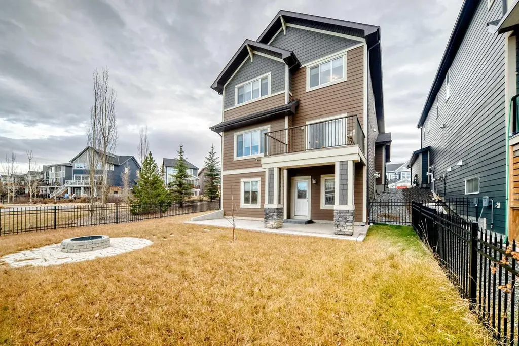 151 Sundown Way Cochrane AB T4C 0H4