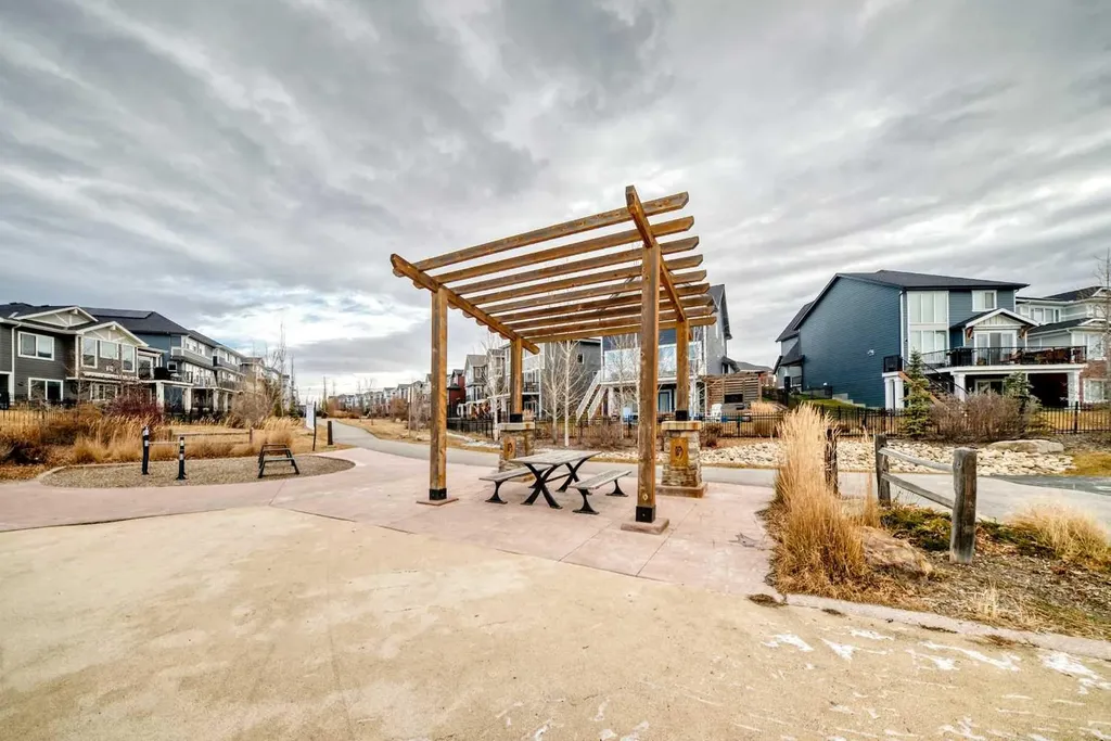151 Sundown Way Cochrane AB T4C 0H4