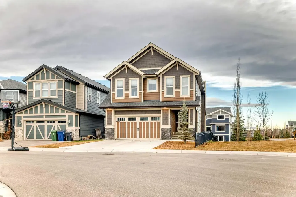 151 Sundown Way Cochrane AB T4C 0H4