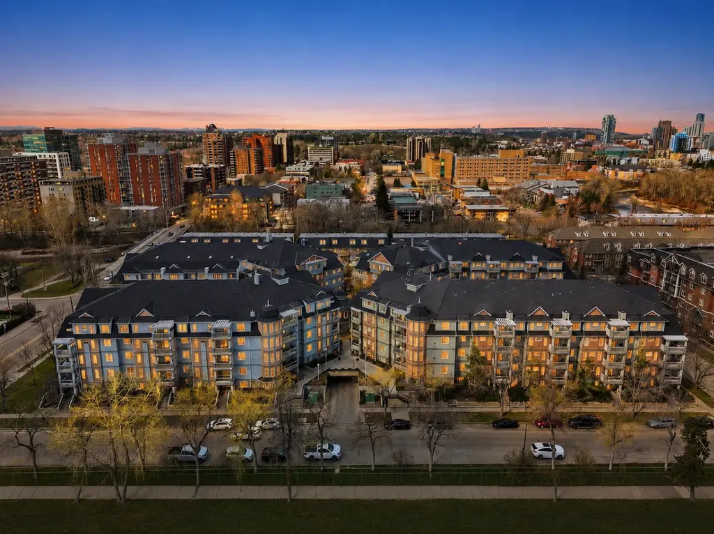 2411 Erlton Road SW Calgary AB T2S 3B9