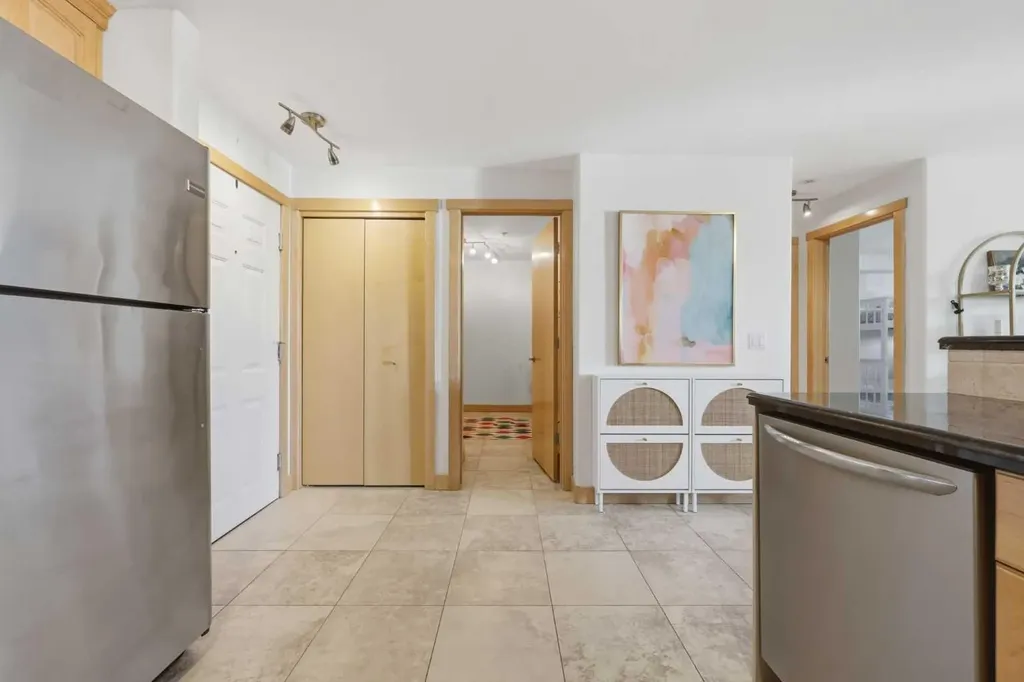 2411 Erlton Road SW Calgary AB T2S 3B9