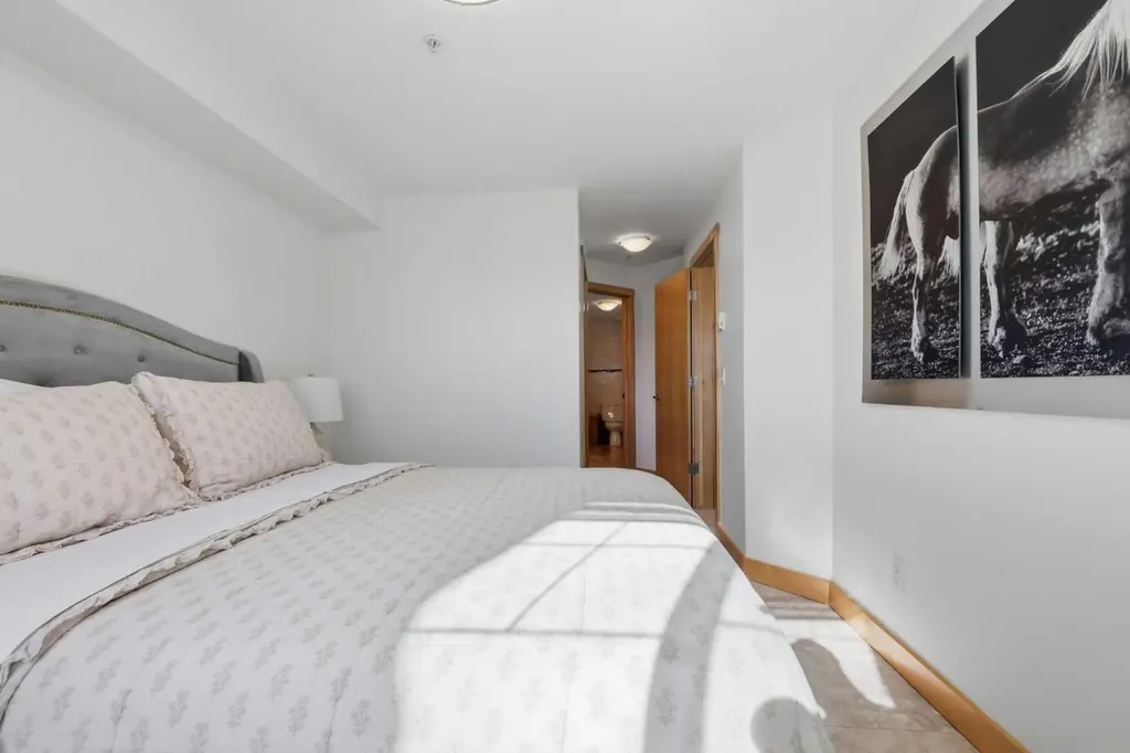 2411 Erlton Road SW Calgary AB T2S 3B9