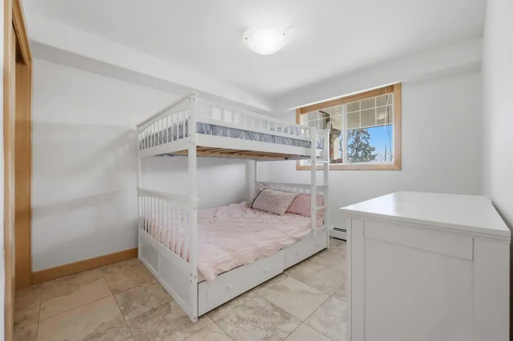 2411 Erlton Road SW Calgary AB T2S 3B9