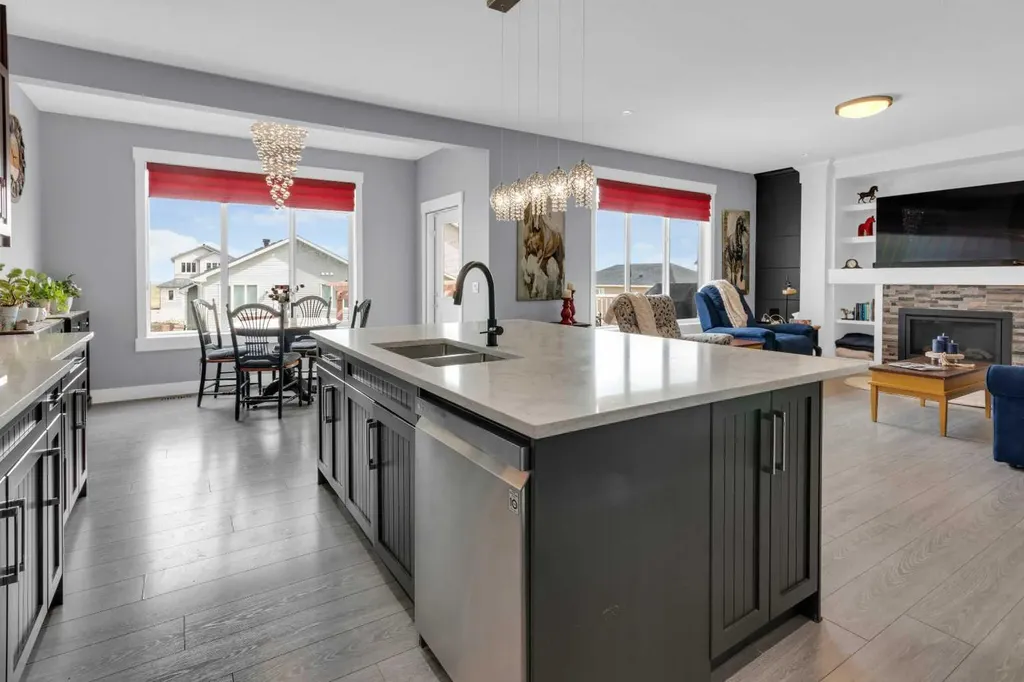 1112 Iron Landing Way Crossfield AB T0M0S0