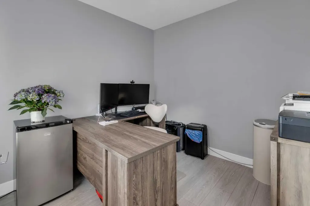 1112 Iron Landing Way Crossfield AB T0M0S0