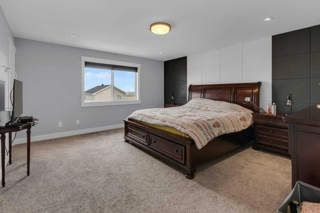 1112 Iron Landing Way Crossfield AB T0M0S0