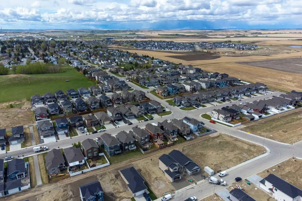 1112 Iron Landing Way Crossfield AB T0M0S0
