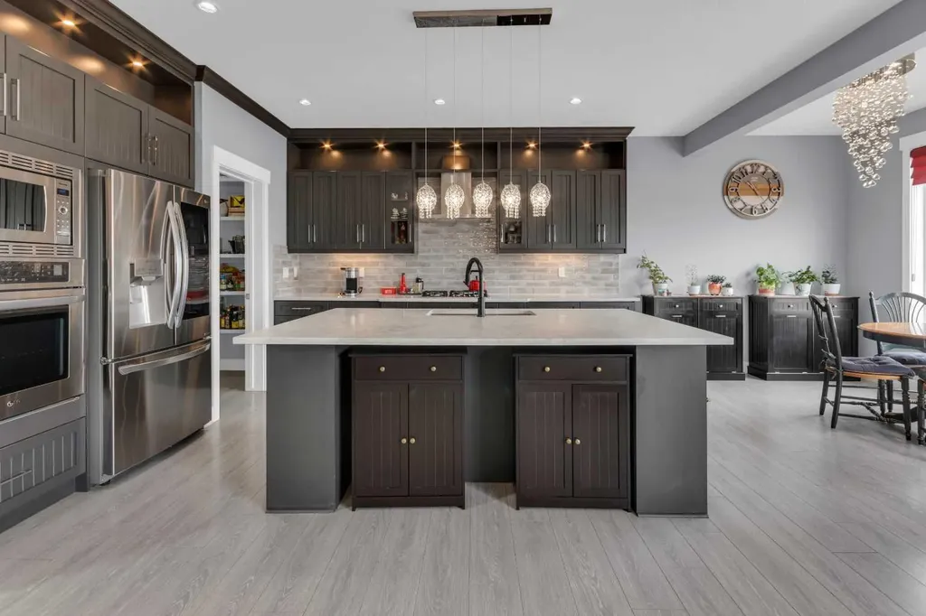 1112 Iron Landing Way Crossfield AB T0M0S0