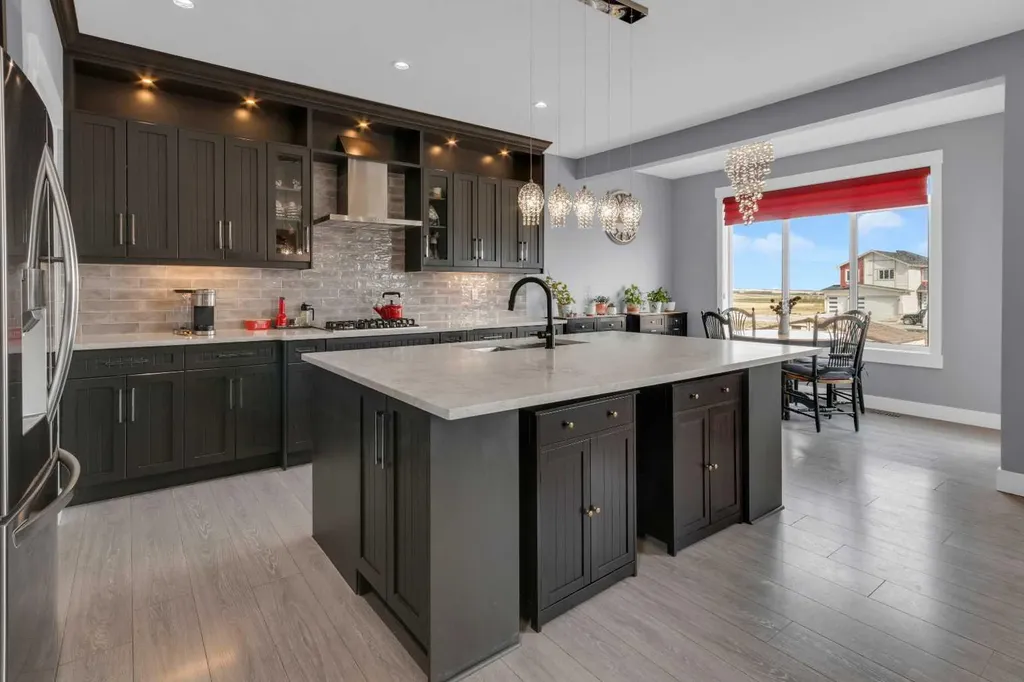 1112 Iron Landing Way Crossfield AB T0M0S0