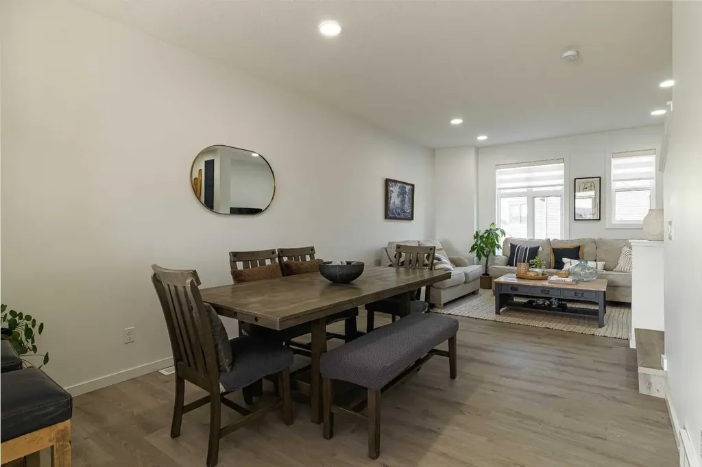 74 Spring Willow Close SW Calgary AB T3H6E8