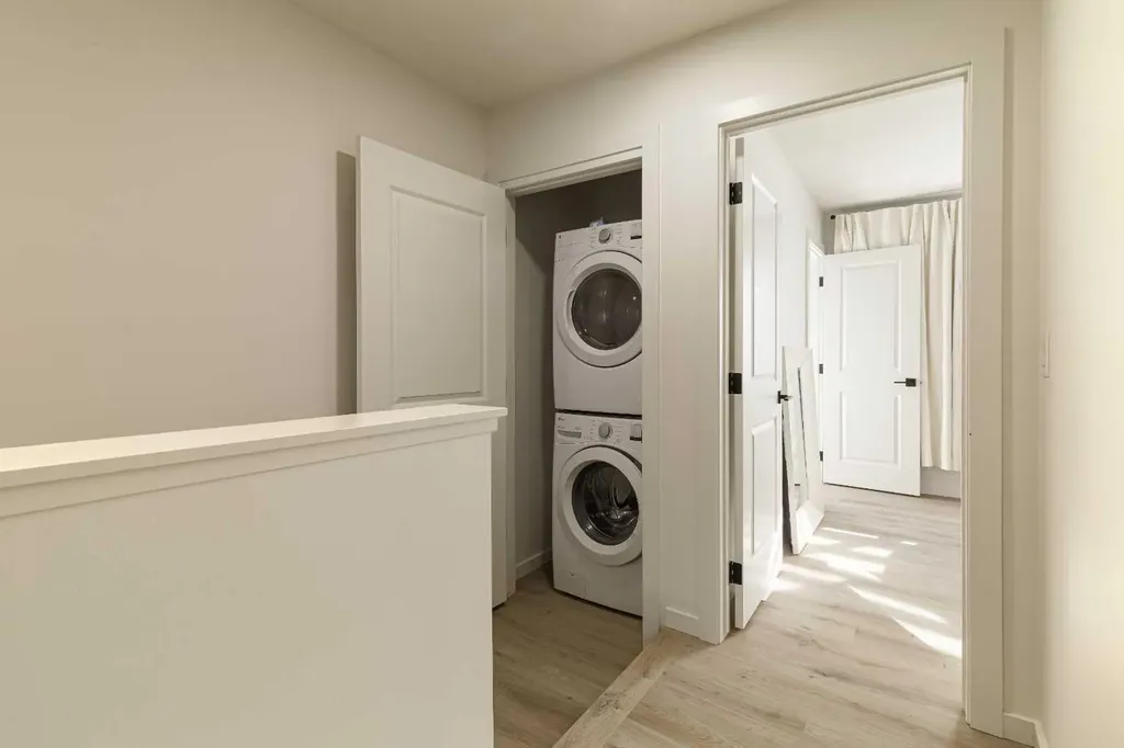 74 Spring Willow Close SW Calgary AB T3H6E8