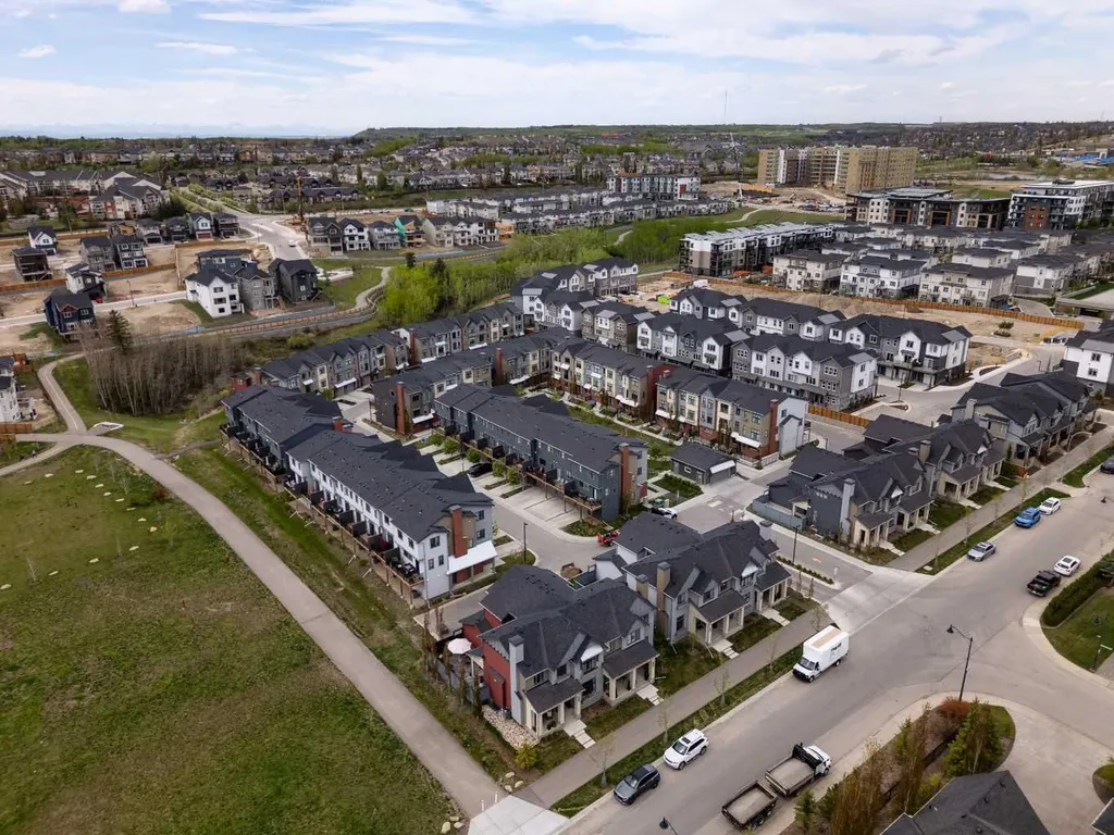 74 Spring Willow Close SW Calgary AB T3H6E8