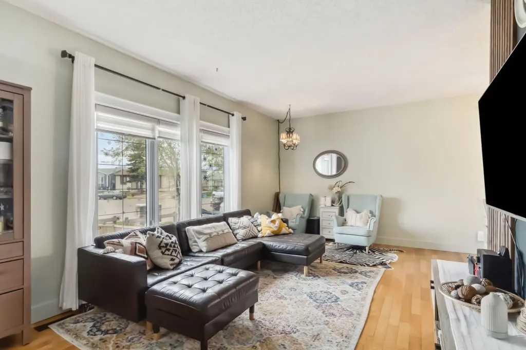 189 Brooks Place Fort Mcmurray AB T9K 2E6