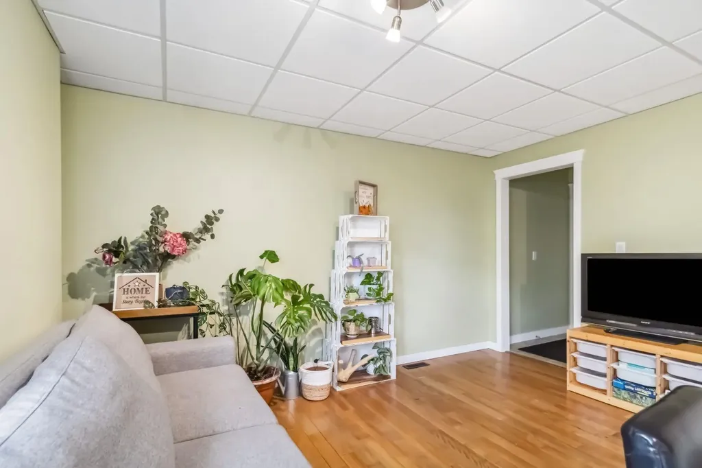 189 Brooks Place Fort Mcmurray AB T9K 2E6