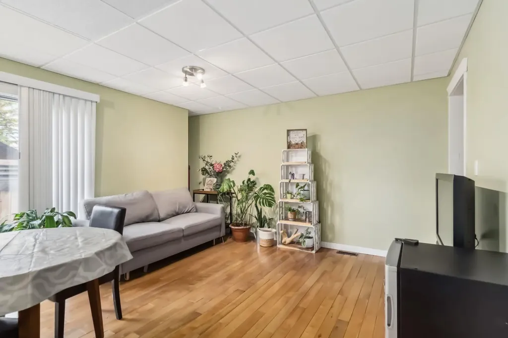 189 Brooks Place Fort Mcmurray AB T9K 2E6