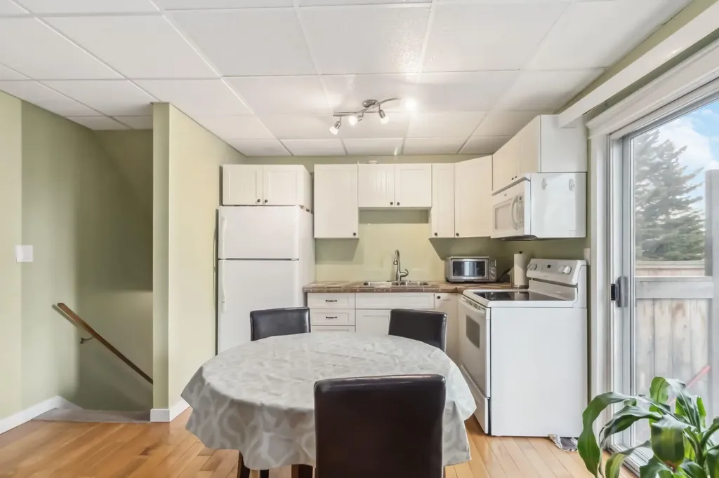 189 Brooks Place Fort Mcmurray AB T9K 2E6