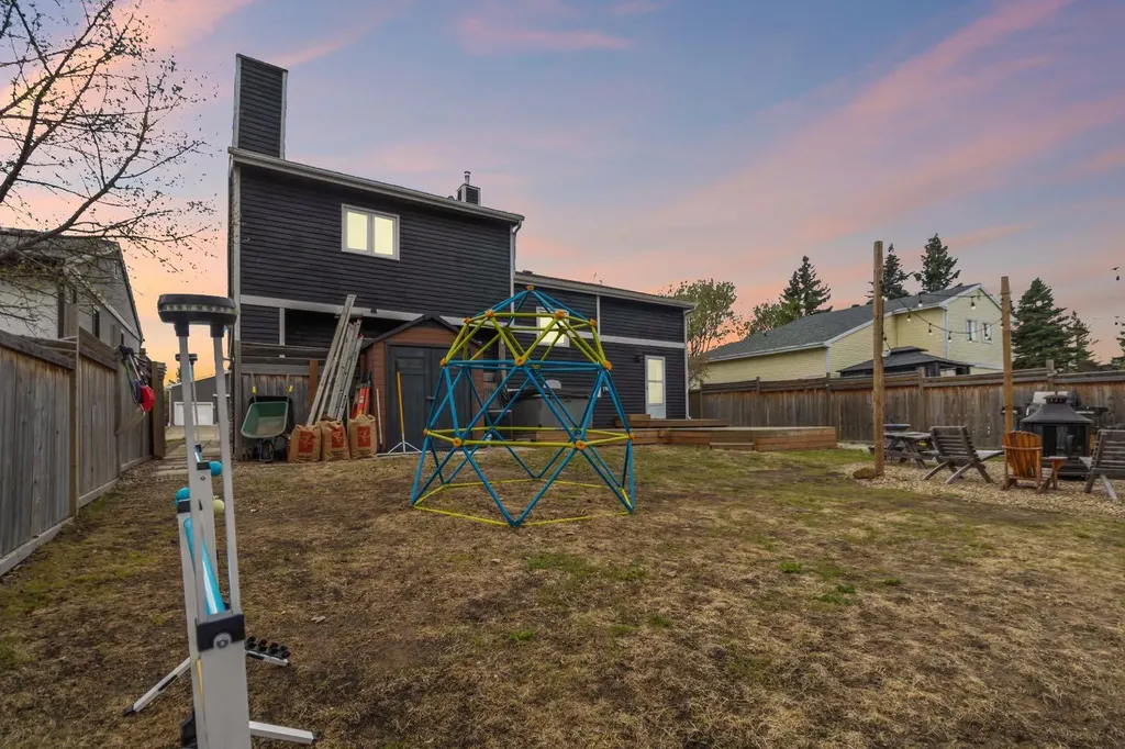 189 Brooks Place Fort Mcmurray AB T9K 2E6