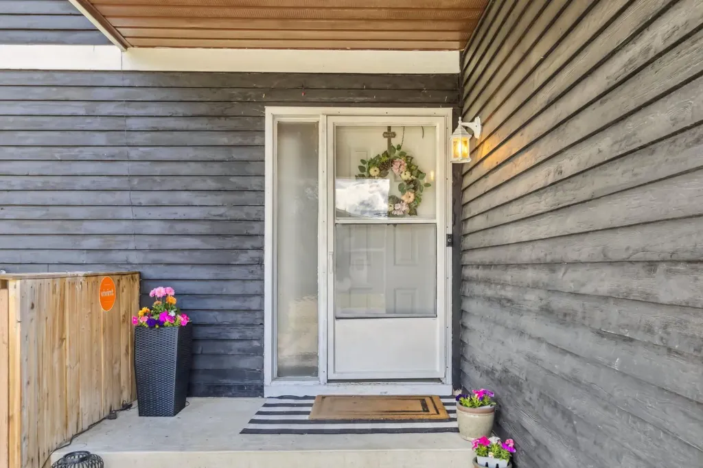 189 Brooks Place Fort Mcmurray AB T9K 2E6